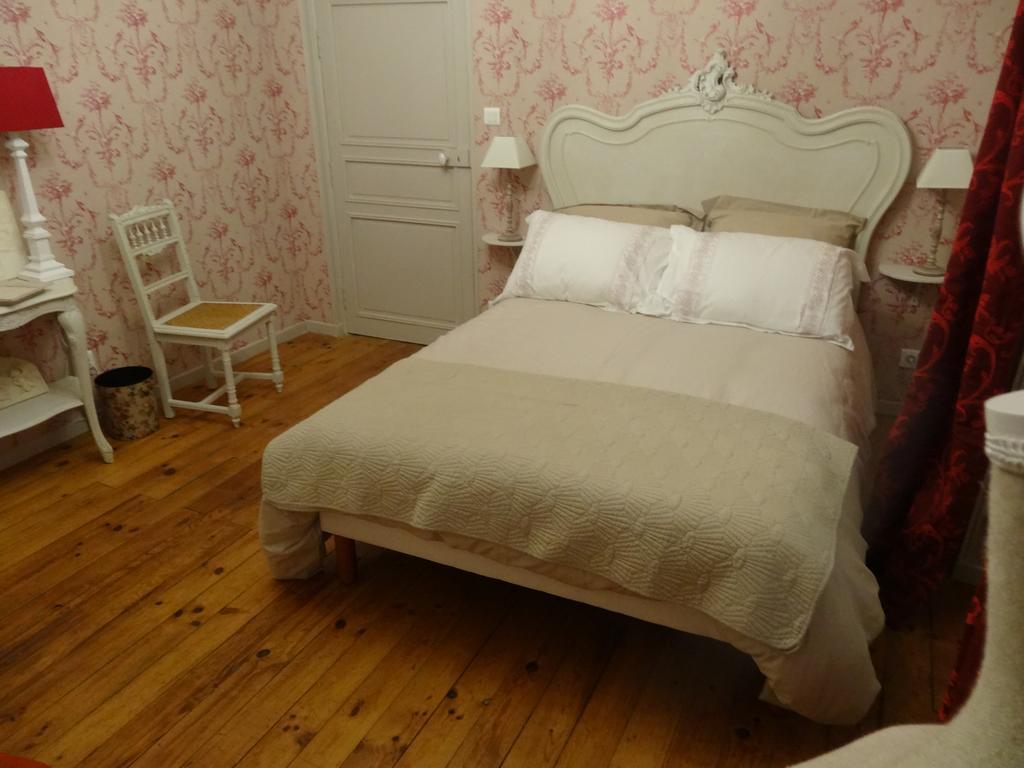 פונז'יבו La Bromontoise Chambres D'Hotes מראה חיצוני תמונה
