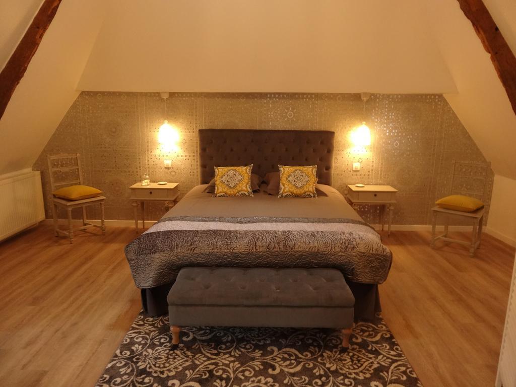 פונז'יבו La Bromontoise Chambres D'Hotes מראה חיצוני תמונה