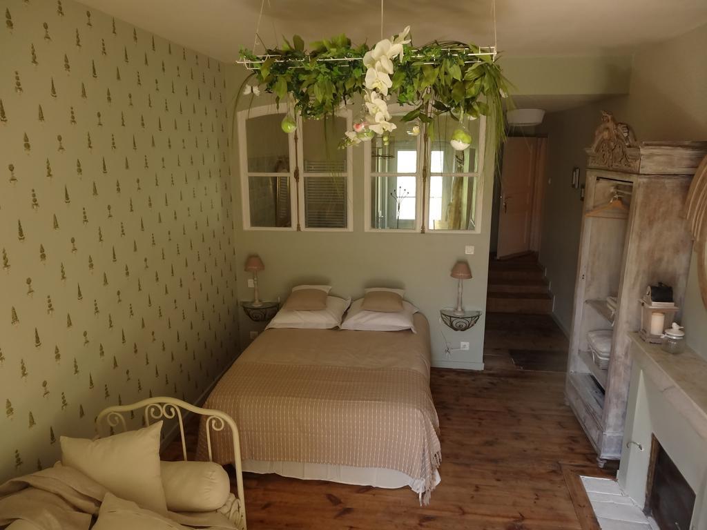 פונז'יבו La Bromontoise Chambres D'Hotes מראה חיצוני תמונה